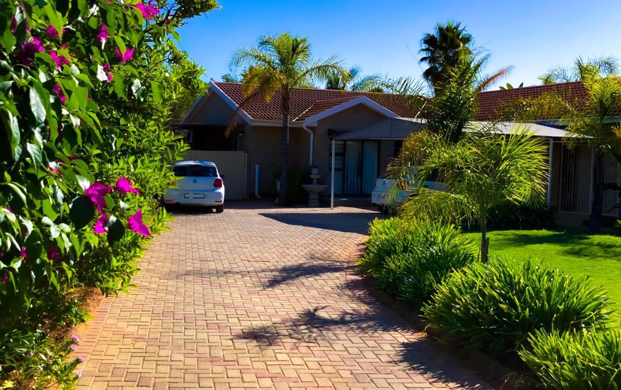 Oppi Draai Guesthouse Oudtshoorn Eksteriør billede