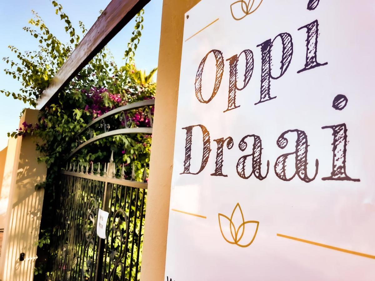 Oppi Draai Guesthouse Oudtshoorn Eksteriør billede