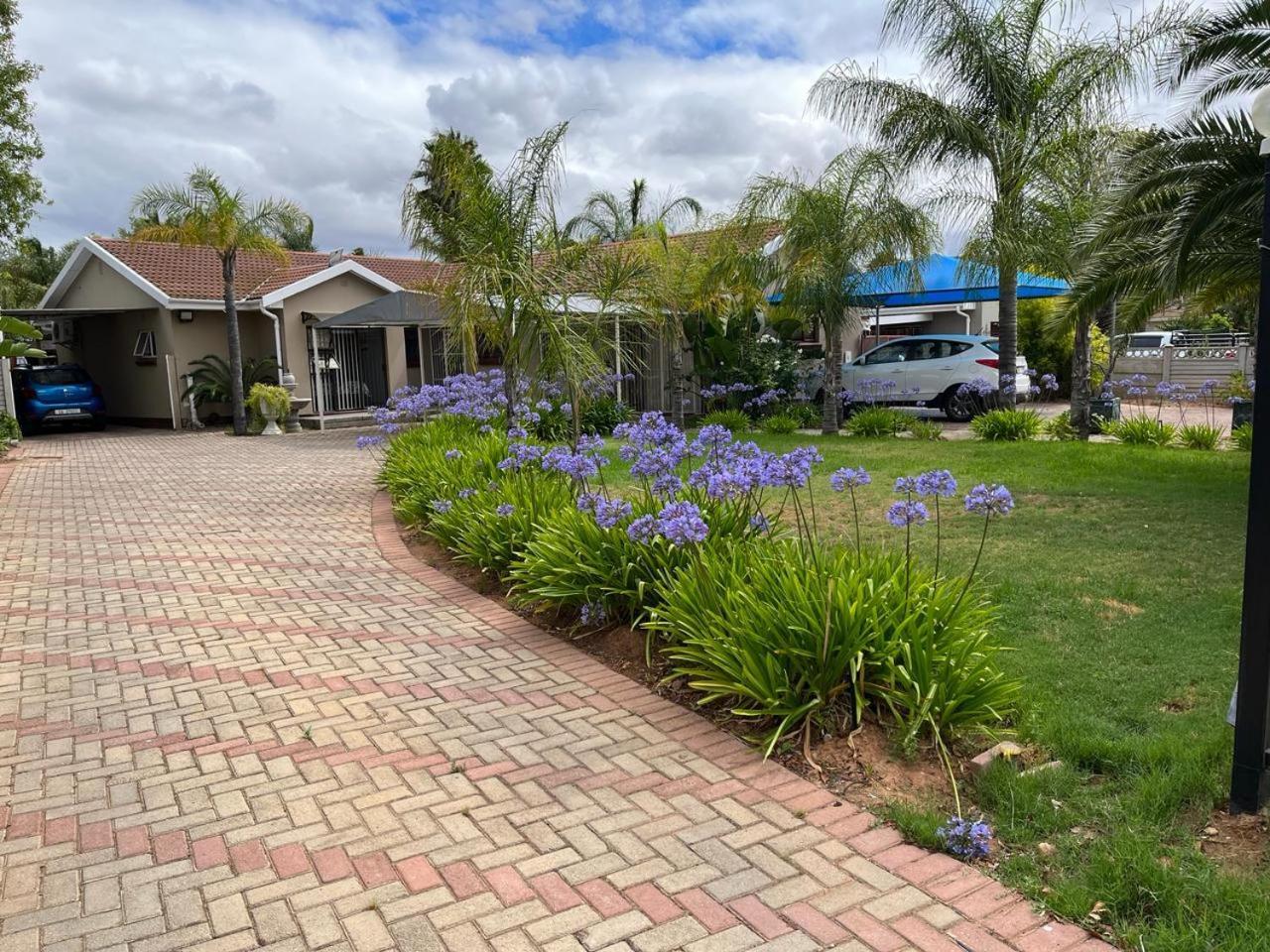 Oppi Draai Guesthouse Oudtshoorn Eksteriør billede
