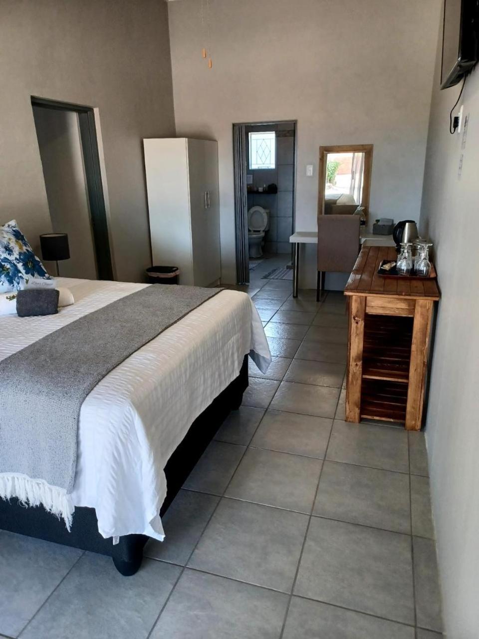 Oppi Draai Guesthouse Oudtshoorn Eksteriør billede